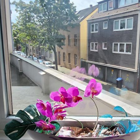 Duisburg Zentrum Orchidee, 5min vom HBF, Düsseldorf Messe und Flughafen 35 min Exterior foto
